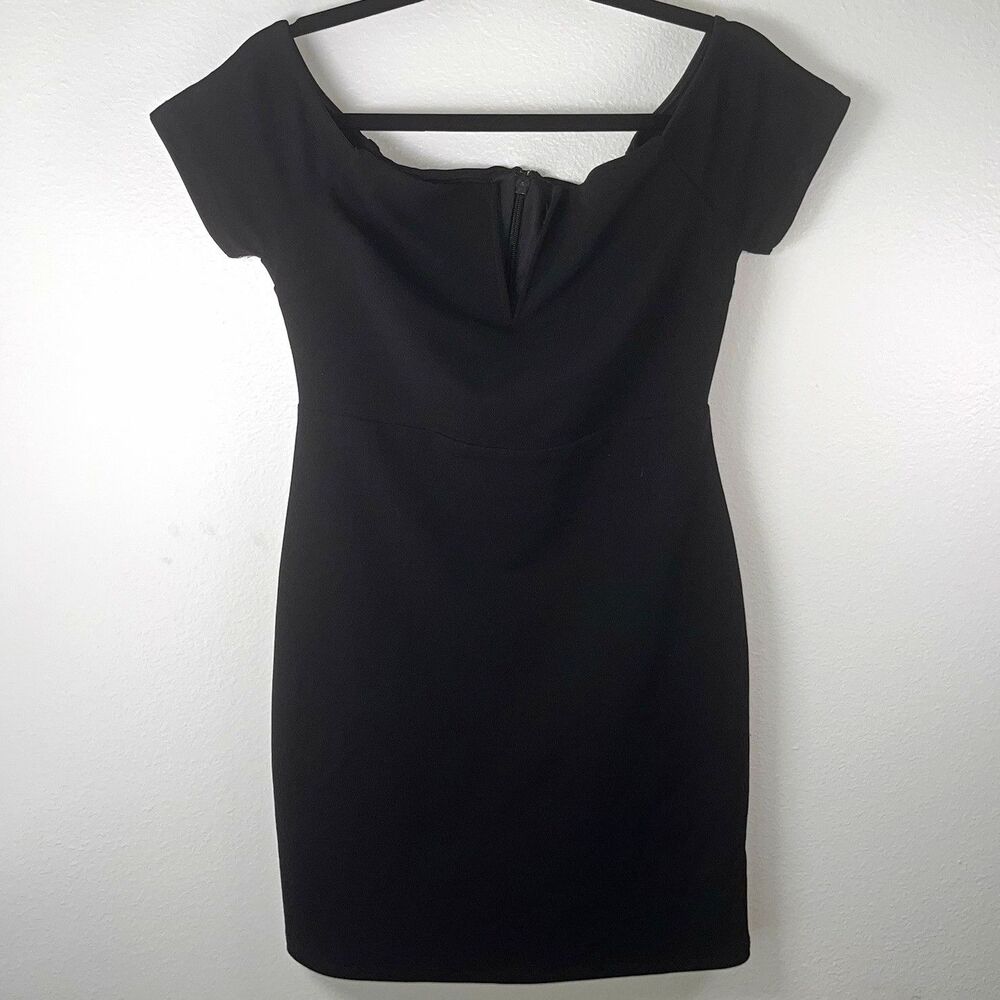 Lulus Women's Black V-Neck Cap Sleeve Bodycon Sheath Short Dress Lined Zip M